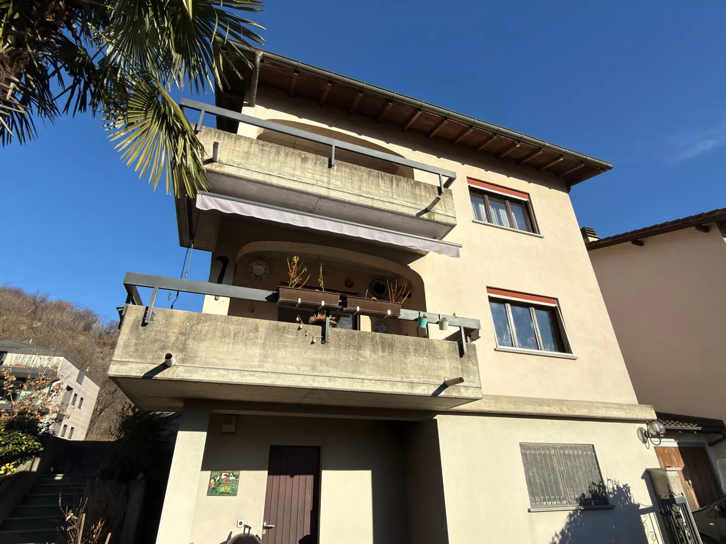 Maison unifamiliale spacieuse - Photo 2 sur 10