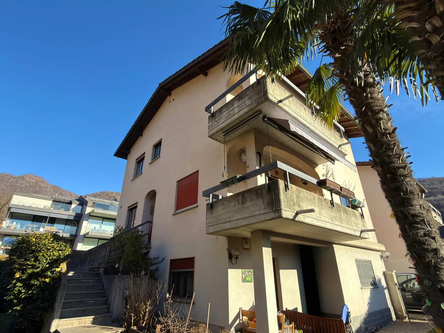 Maison unifamiliale spacieuse - Photo 3 sur 10