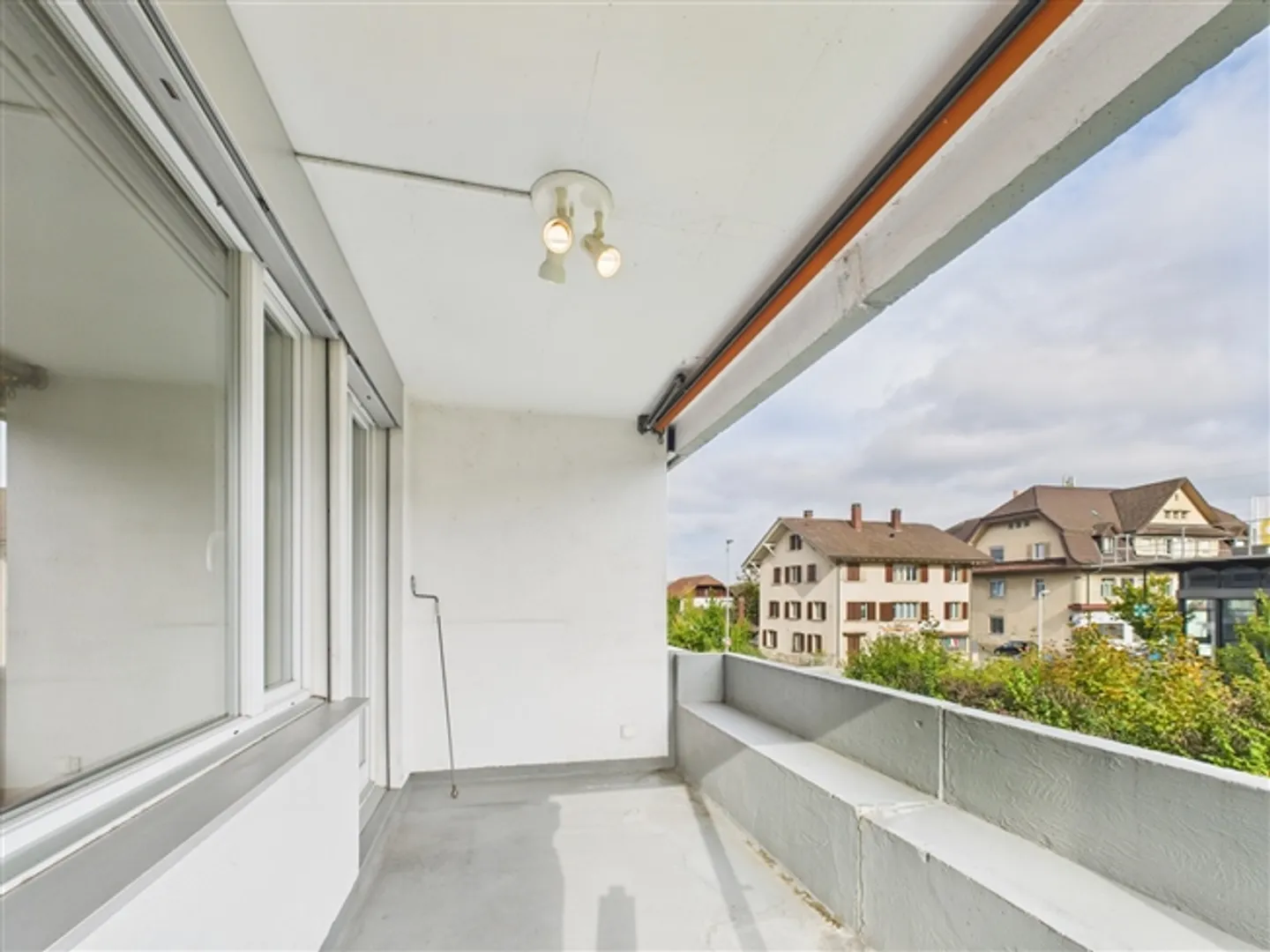 SENSO DI SPAZIO AMPIO CON UN'ATMOSFERA ABITATIVA LUMINOSA - Foto 11 di 12