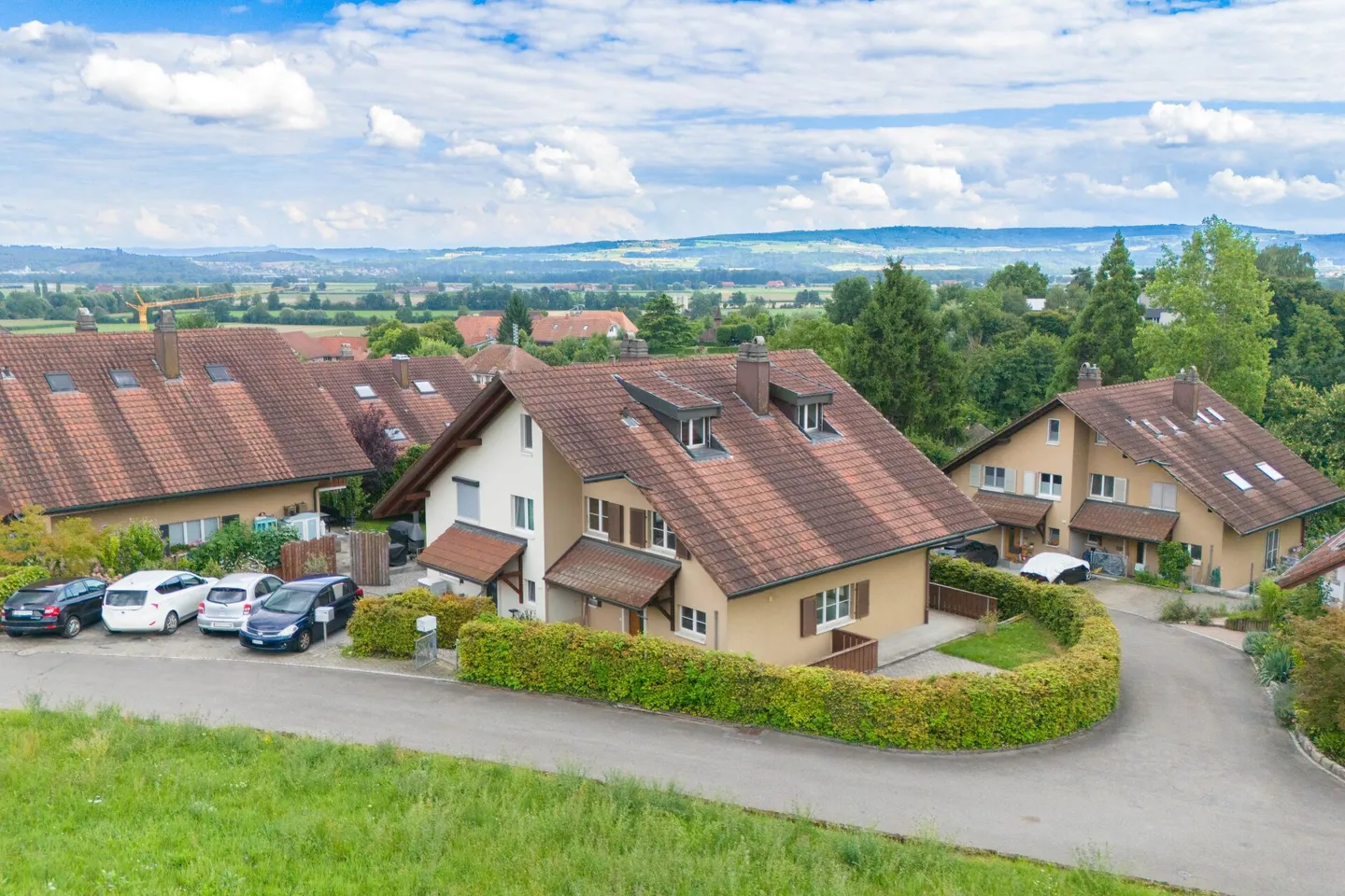 5.5-Room Single-Family House in Seeland: Living for around CHF 740 Mortgage Interest per Month! - Photo 32 of 33