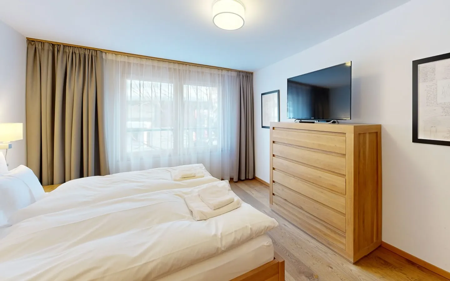 Central Living in Zermatt / First Apartment - Photo 8 of 13