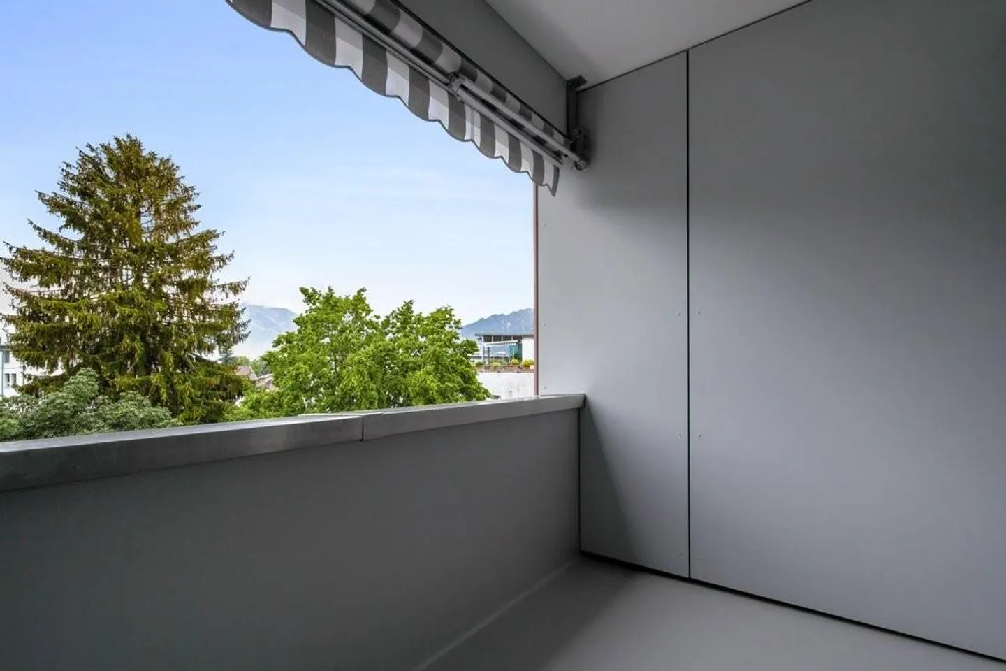 Wohnen im beliebten Sonnenfeld, direkt bei der Stadt Thun! - Foto 11 von 12