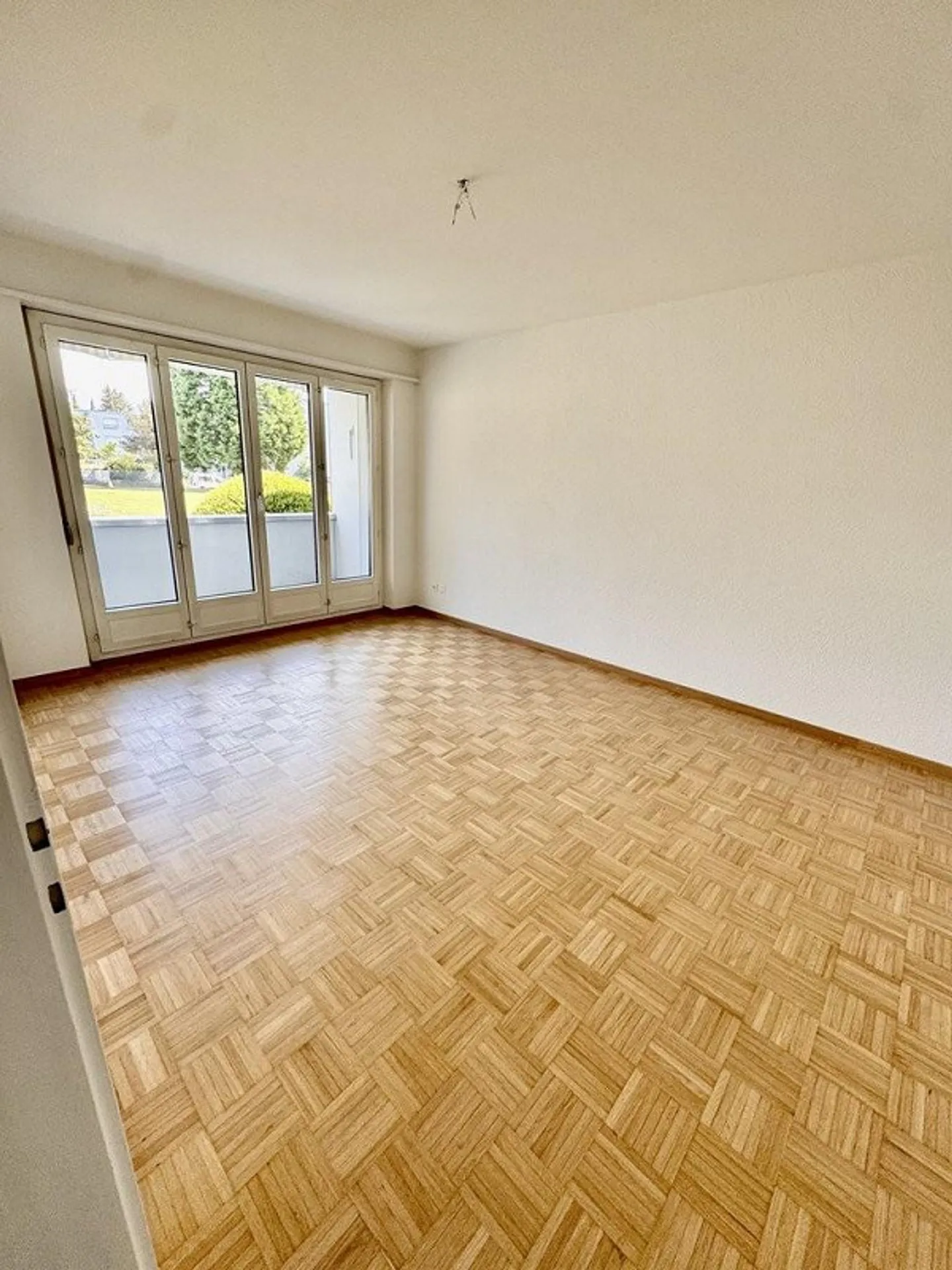 Wohnen im beliebten Sonnenfeld, direkt bei der Stadt Thun! - Foto 7 von 12