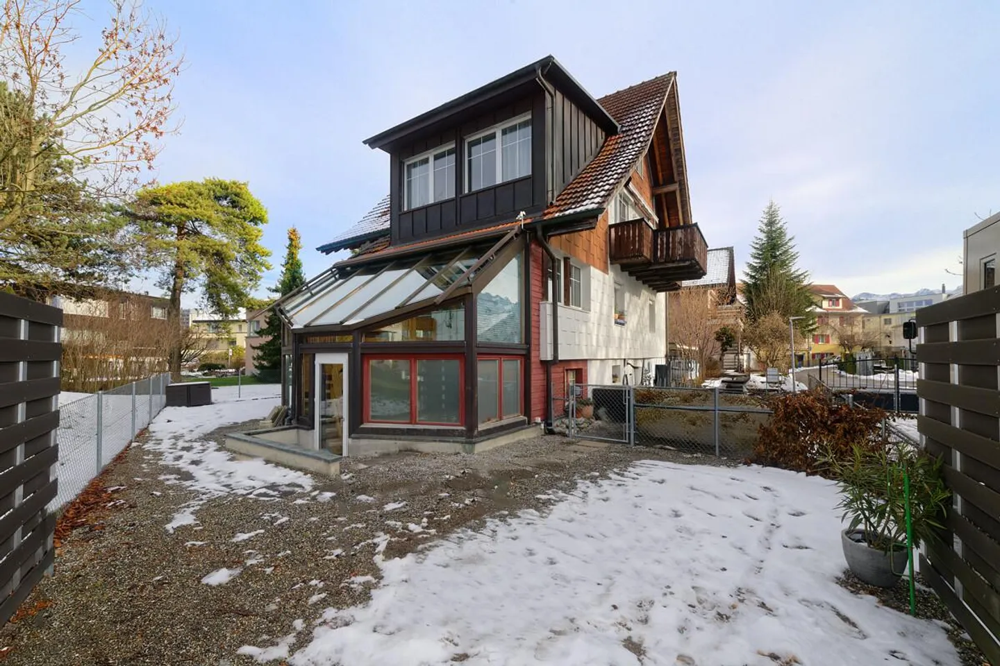 Lachen : Potentiel pour une nouvelle construction près du lac et du centre - Photo 2 sur 5