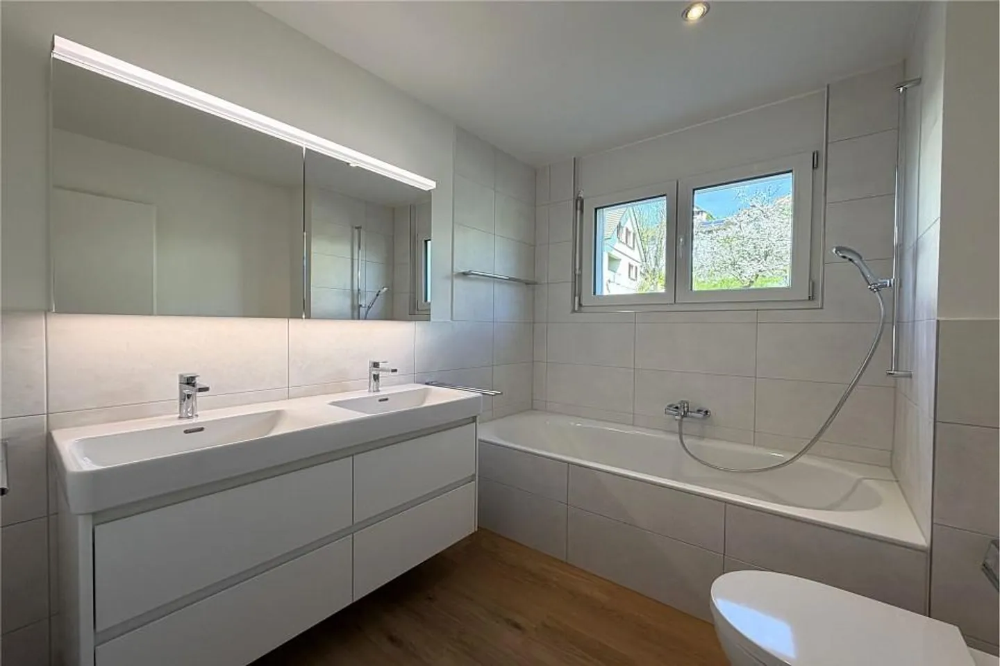 Vivere come in una propria casa unifamiliare – maisonette appena ristrutturata... - Foto 11 di 13