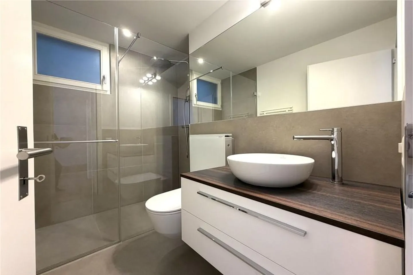 Vivere come in una propria casa unifamiliare – maisonette appena ristrutturata... - Foto 12 di 13