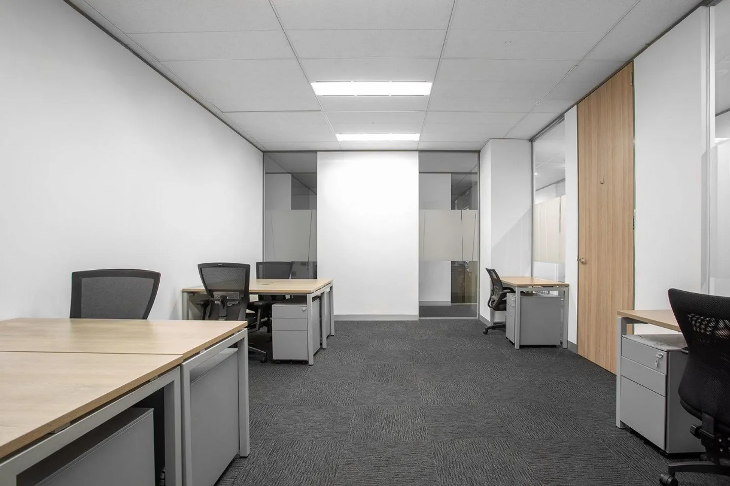 Espace de bureau privé pour 40 personnes à Regus Spoom Glattpark - Photo 1 sur 8