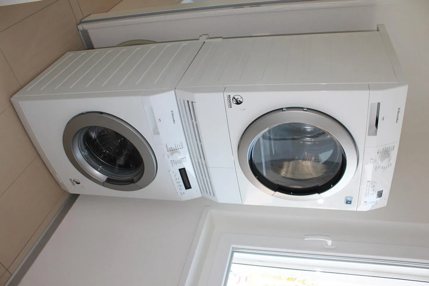 grosszügige und komfortable 3,5-.Zimmer-Wohnung im 1. OG. - Photo 7 sur 7