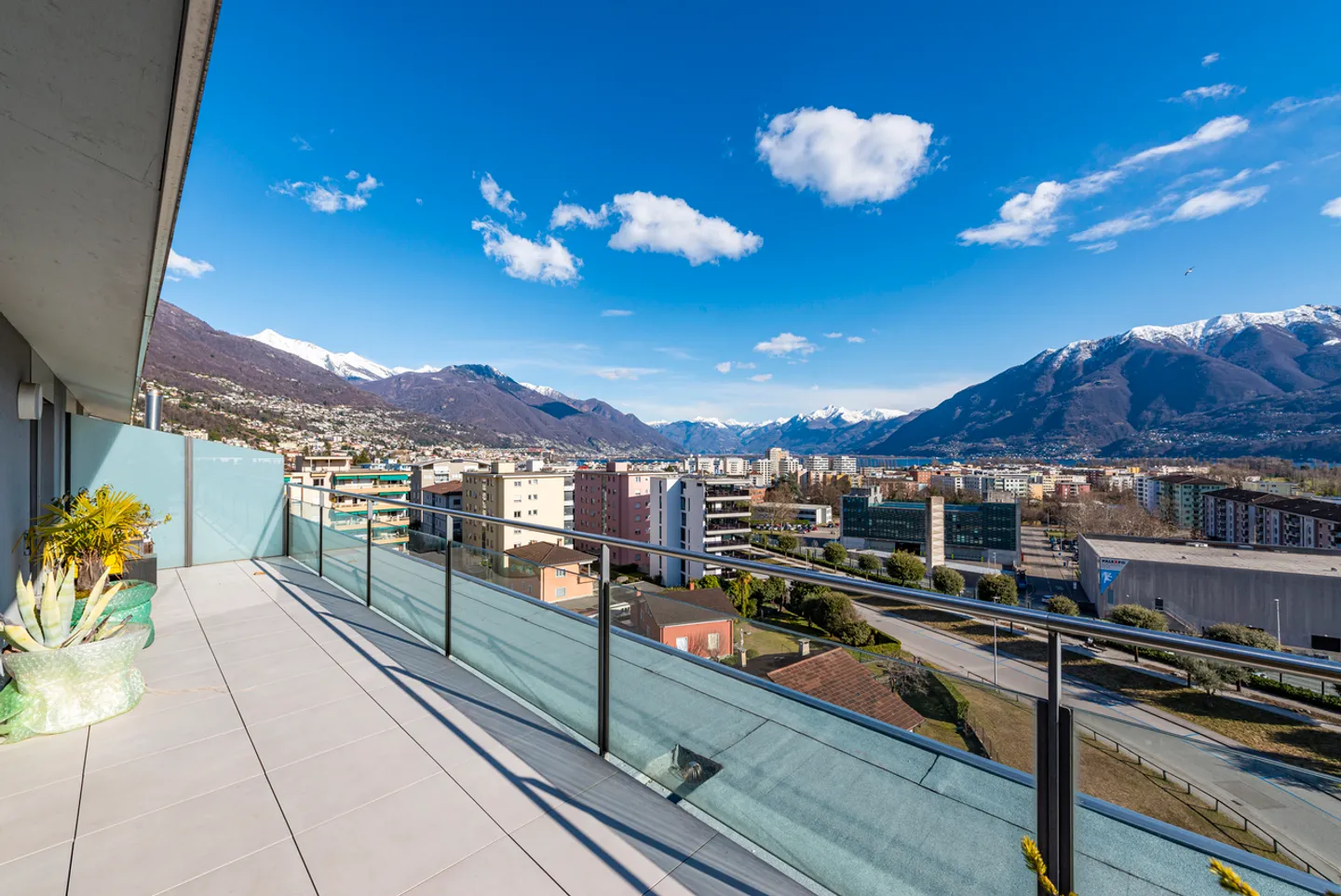 Appartamento in vendita - Foto 4 di 10