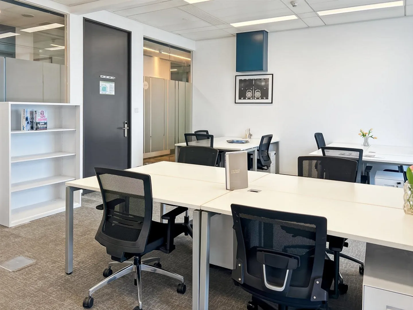 Private office space for 30 in Regus Spoom Glattpark - Photo 2 of 8