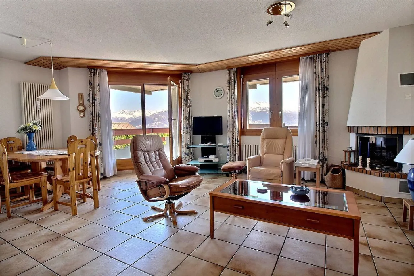 Spacious Apartment with Alpine View - Photo 1 of 12