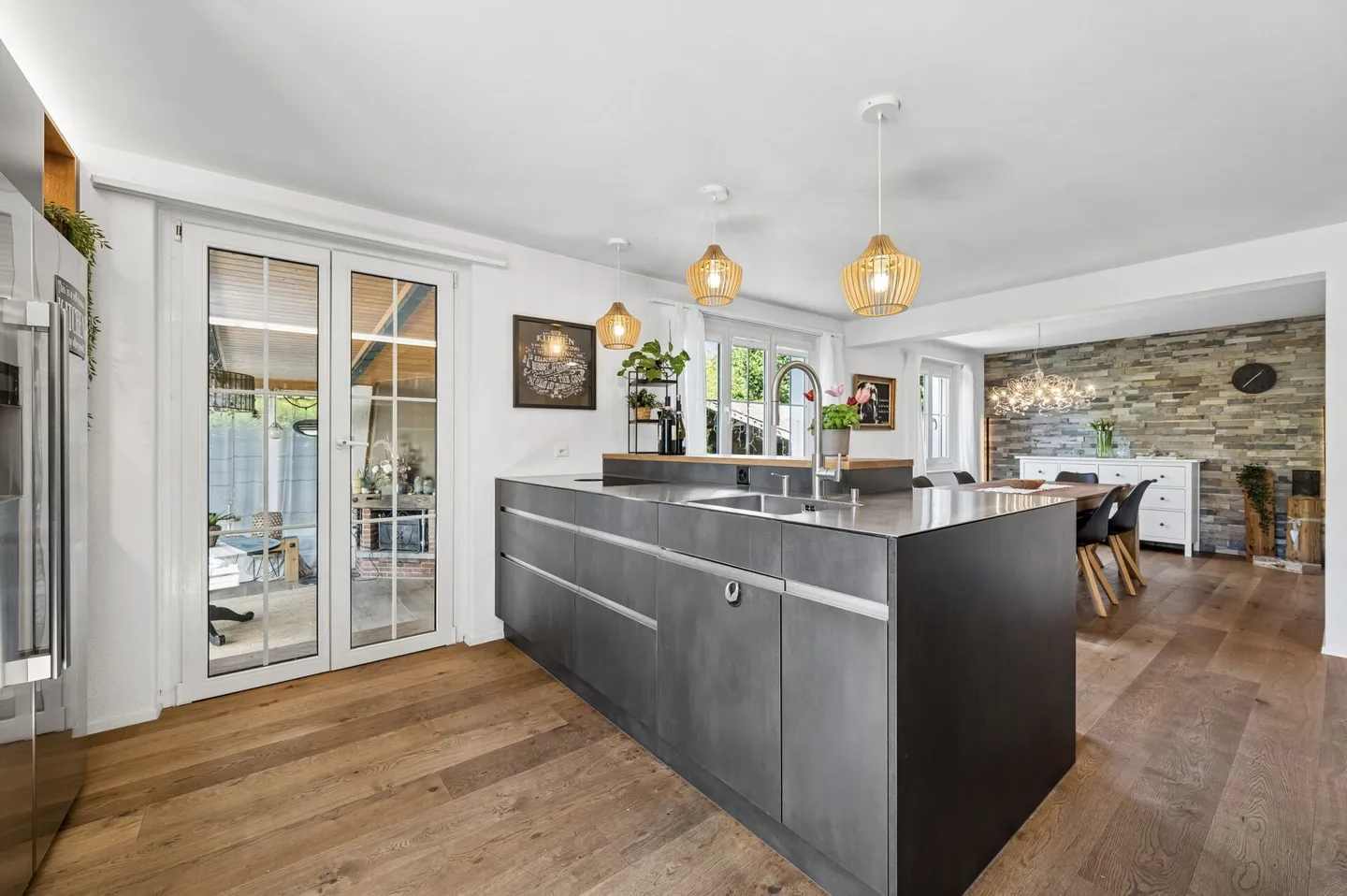 Maison individuelle élégante avec jardin - Photo 3 sur 14