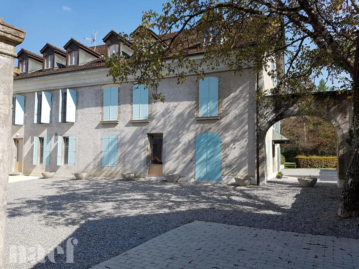 Place ouverte - Photo 1 sur 2