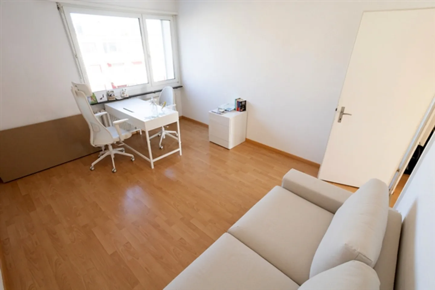 3½ ZI-WOHNUNG IN DIETIKON (ZH), MÖBLIERT, TEMPORÄR - Foto 3 von 10