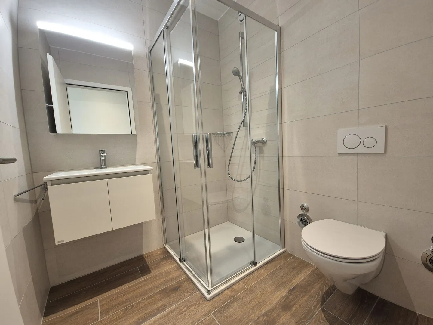 Berges 3 - Wohnung 5,5 Zimmer im 2. Stock - Foto 16 von 18