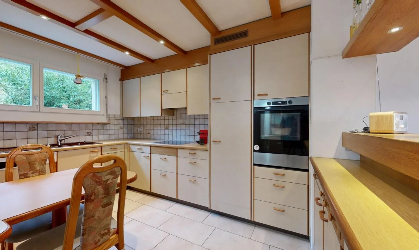 Charming 4.5-room terraced house with converted attic - Photo 5 of 11