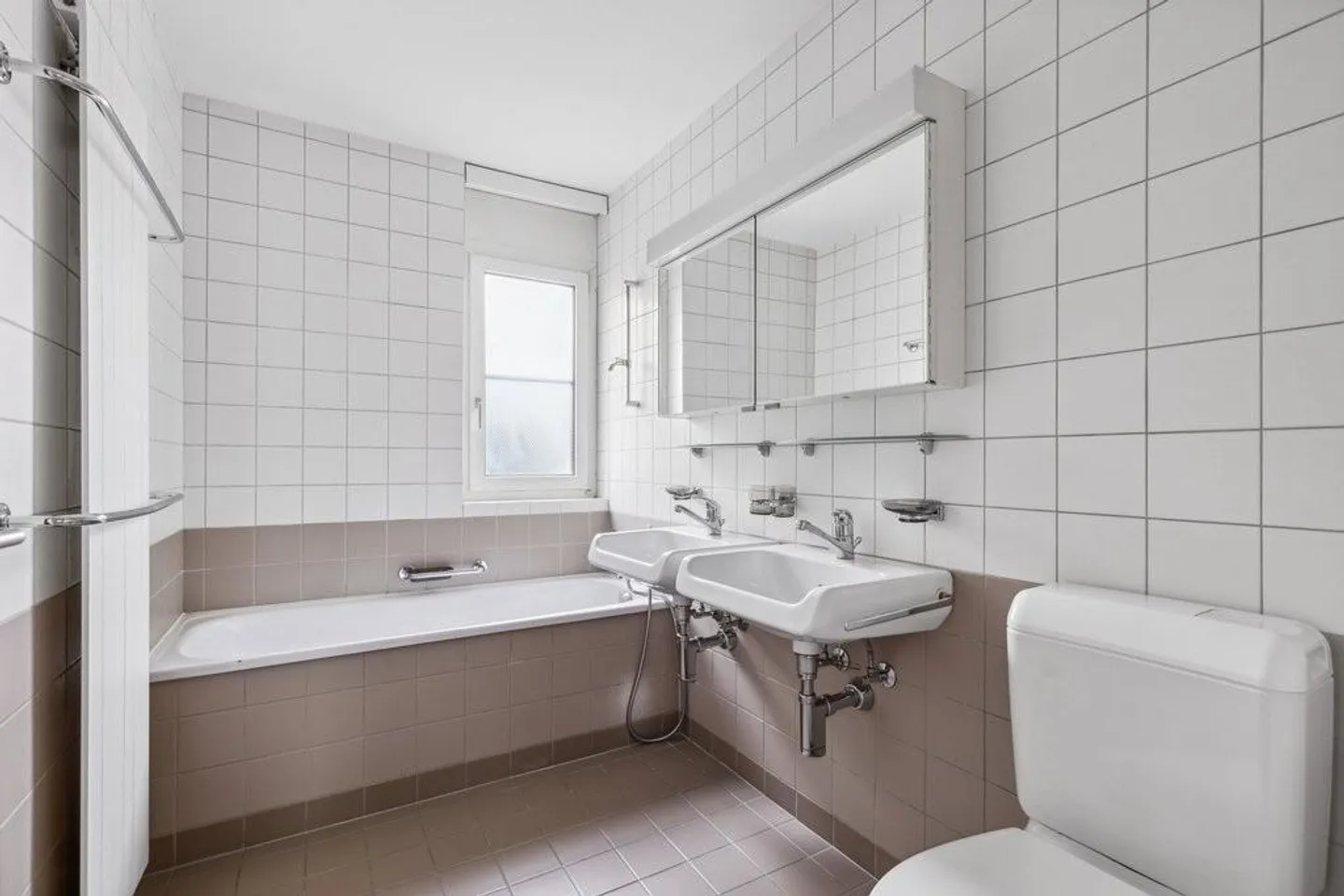 Appartement charmant avec balcon à Neudorf - Photo 4 sur 7
