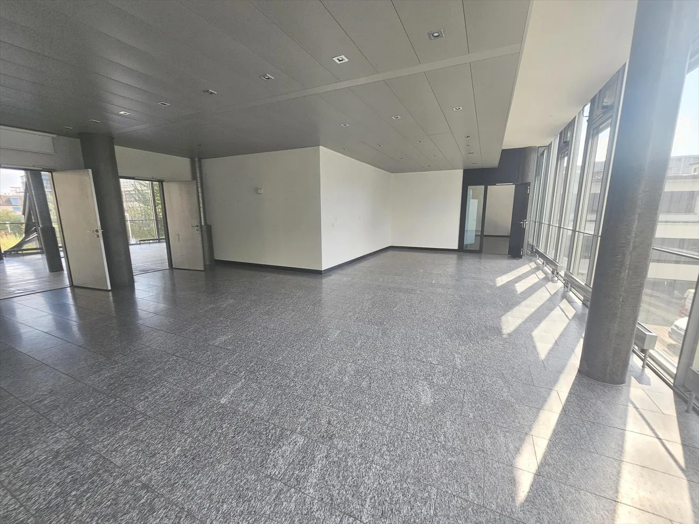 Soluzione temporanea vicino a Letzipark cercasi? - Foto 5 di 8