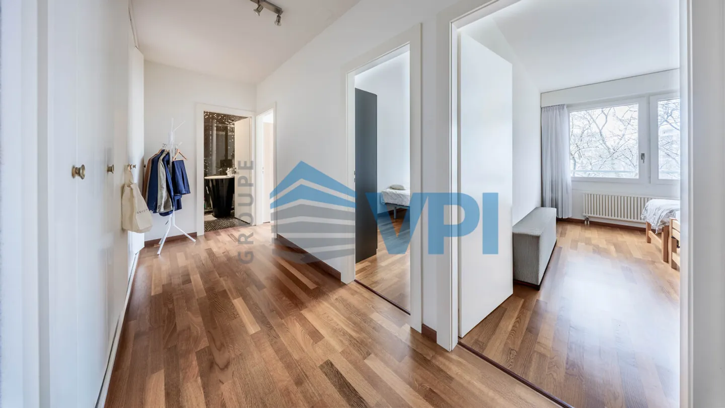 Magnificent bright 5-room apartment - Photo 7 of 10