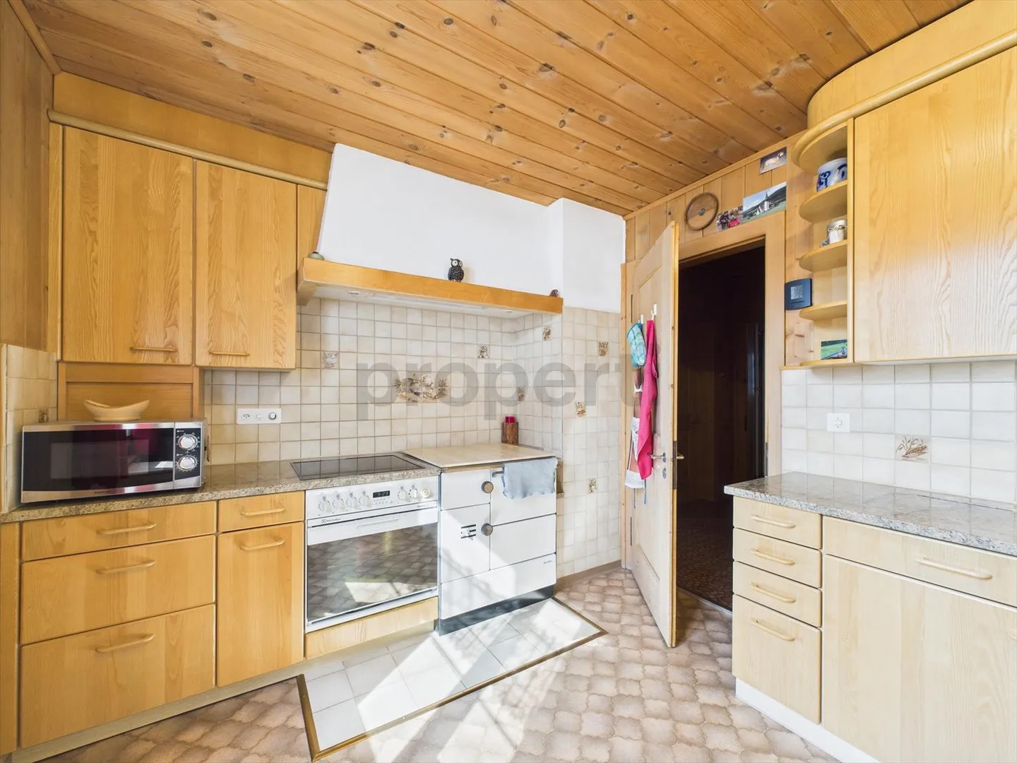 «Charmantes Zweifamilienfamilienhaus mit Potenzial in Jenaz, Graubünden» - Foto 6 von 11