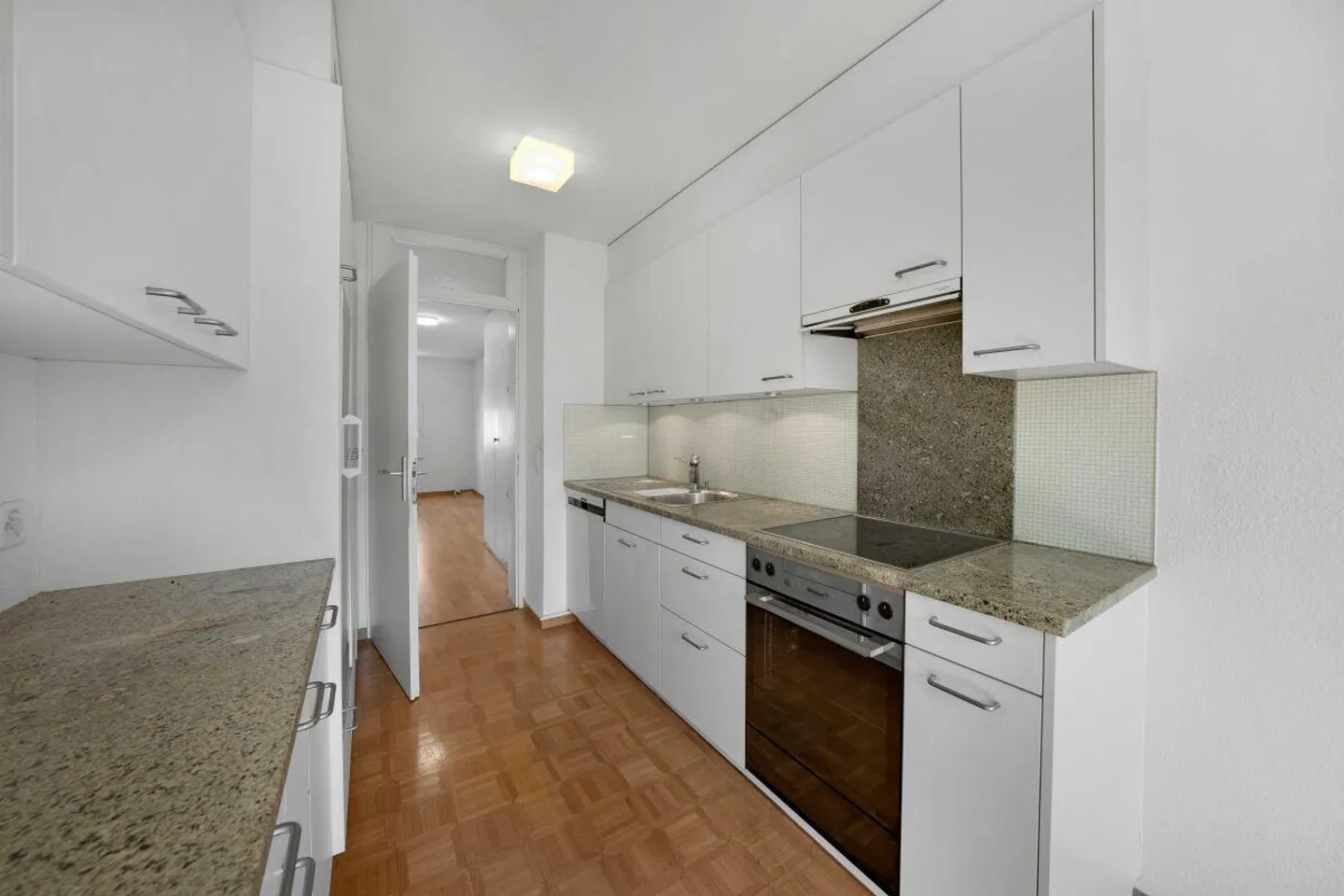 RESERVED | 4.5-Room Apartment - Photo 6 of 10