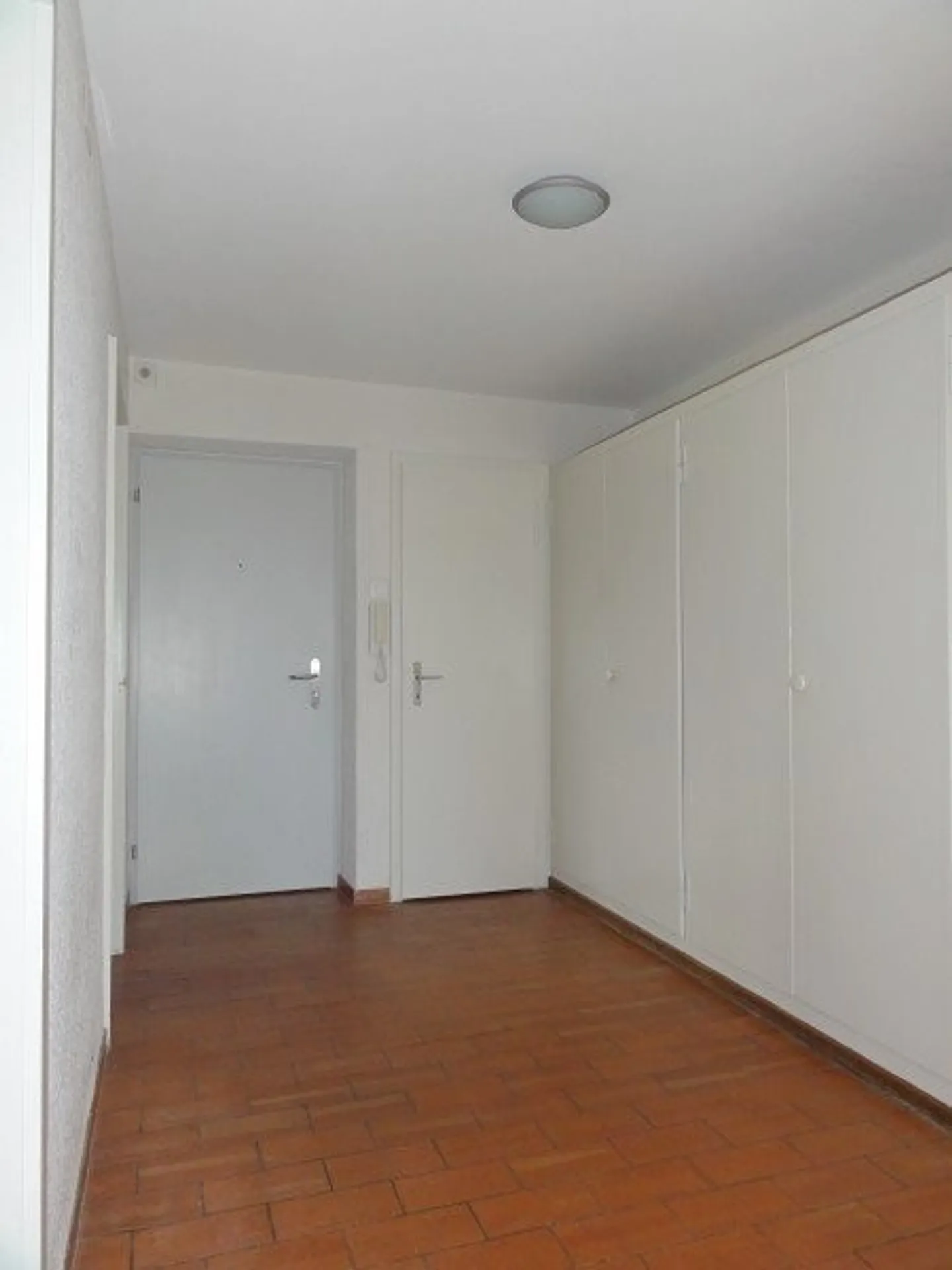 Charmante Wohnung mit Balkon - Foto 6 von 7