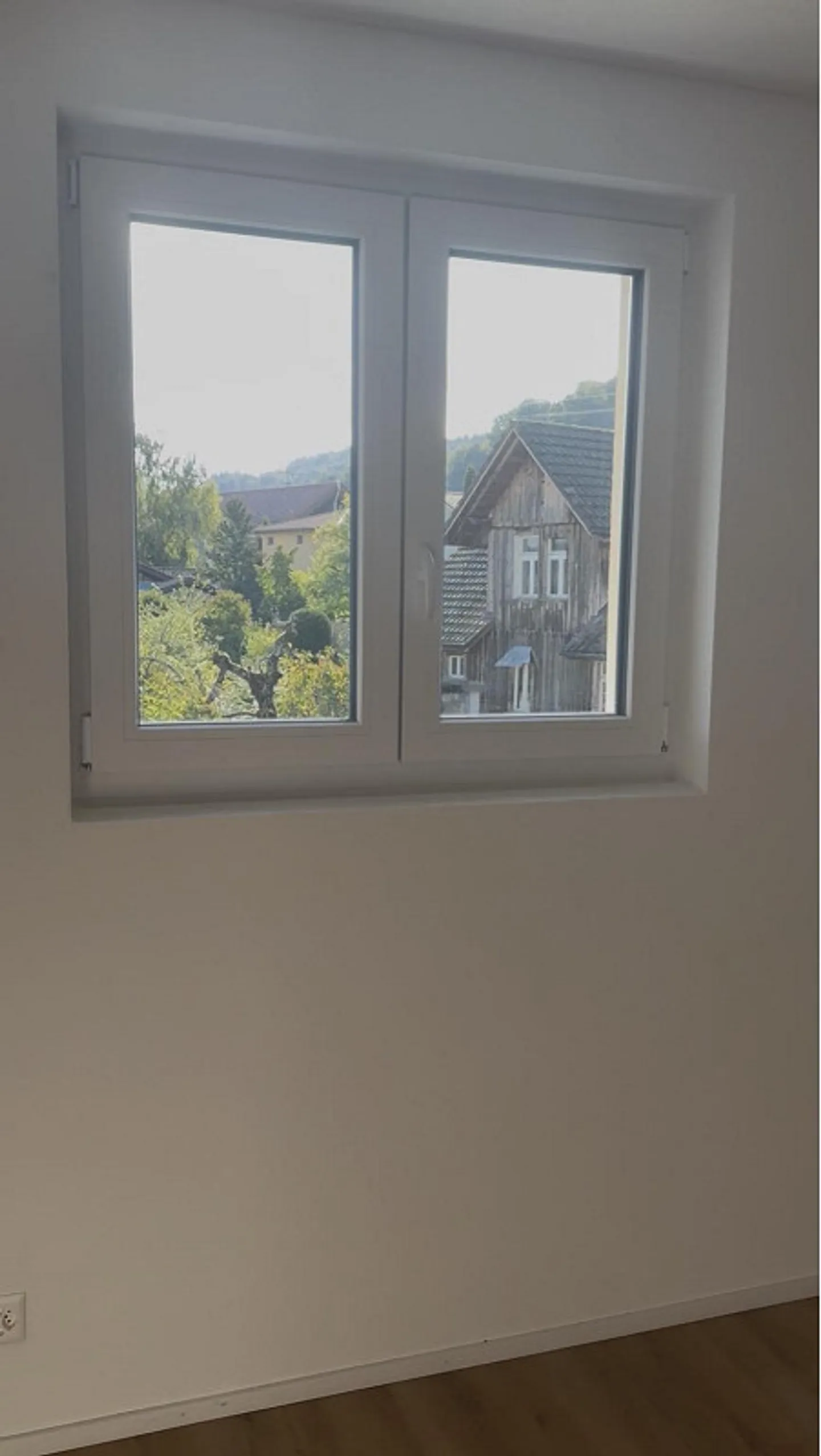 Charmante Dachgeschosswohnung in Safenwil - Foto 14 von 14