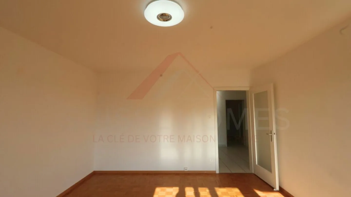 Wohnung - Foto 4 von 18