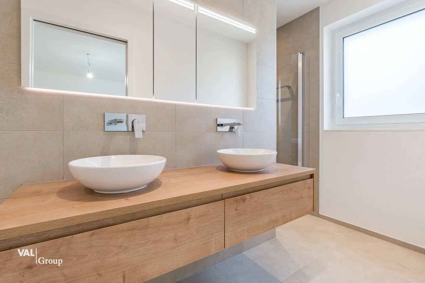 Grossräumige 2.5 Zimmer Wohnung mit grosszügiger Gartenfläche - Foto 6 von 13