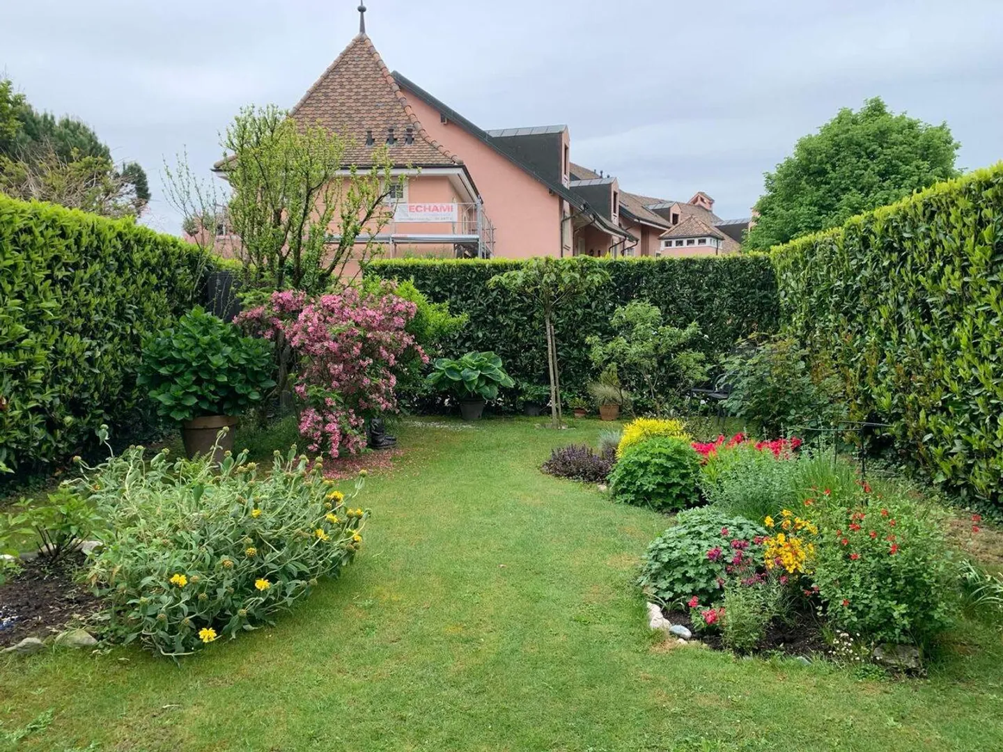 A louer - Appartement de 3 pièces avec jardin au cœur du Domaine Impérial à Gland - Photo 6 sur 9