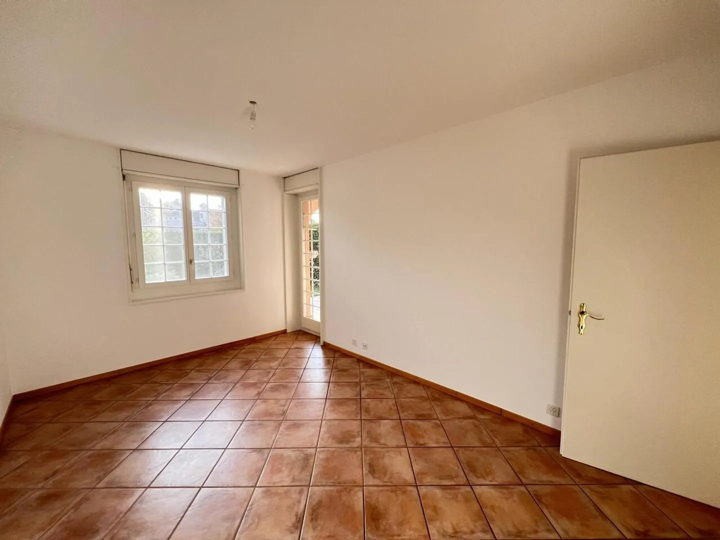 A louer - Appartement de 3 pièces avec jardin au cœur du Domaine Impérial à Gland - Photo 7 sur 9