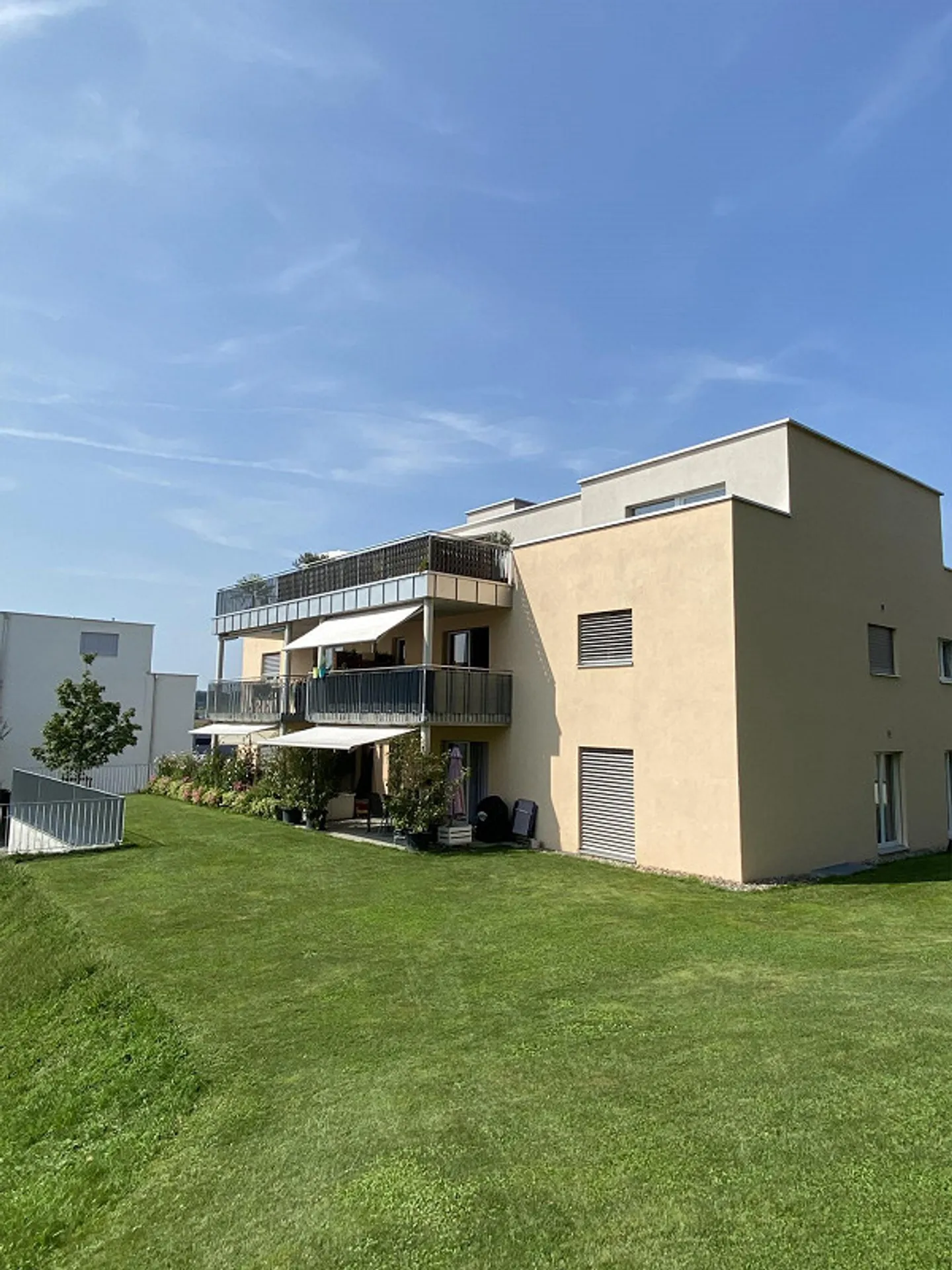 Il tuo nuovo appartamento di 3,5 stanze a Oberaach - Foto 1 di 13