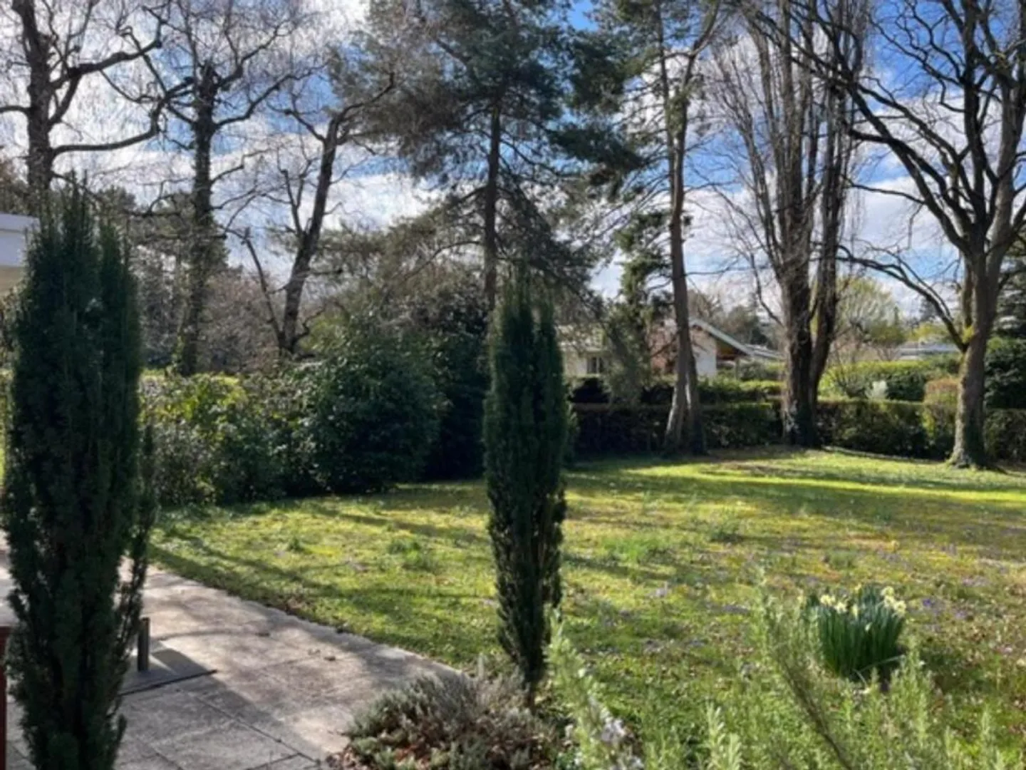 Semi-Detached House 5 Rooms - Photo 2 of 3