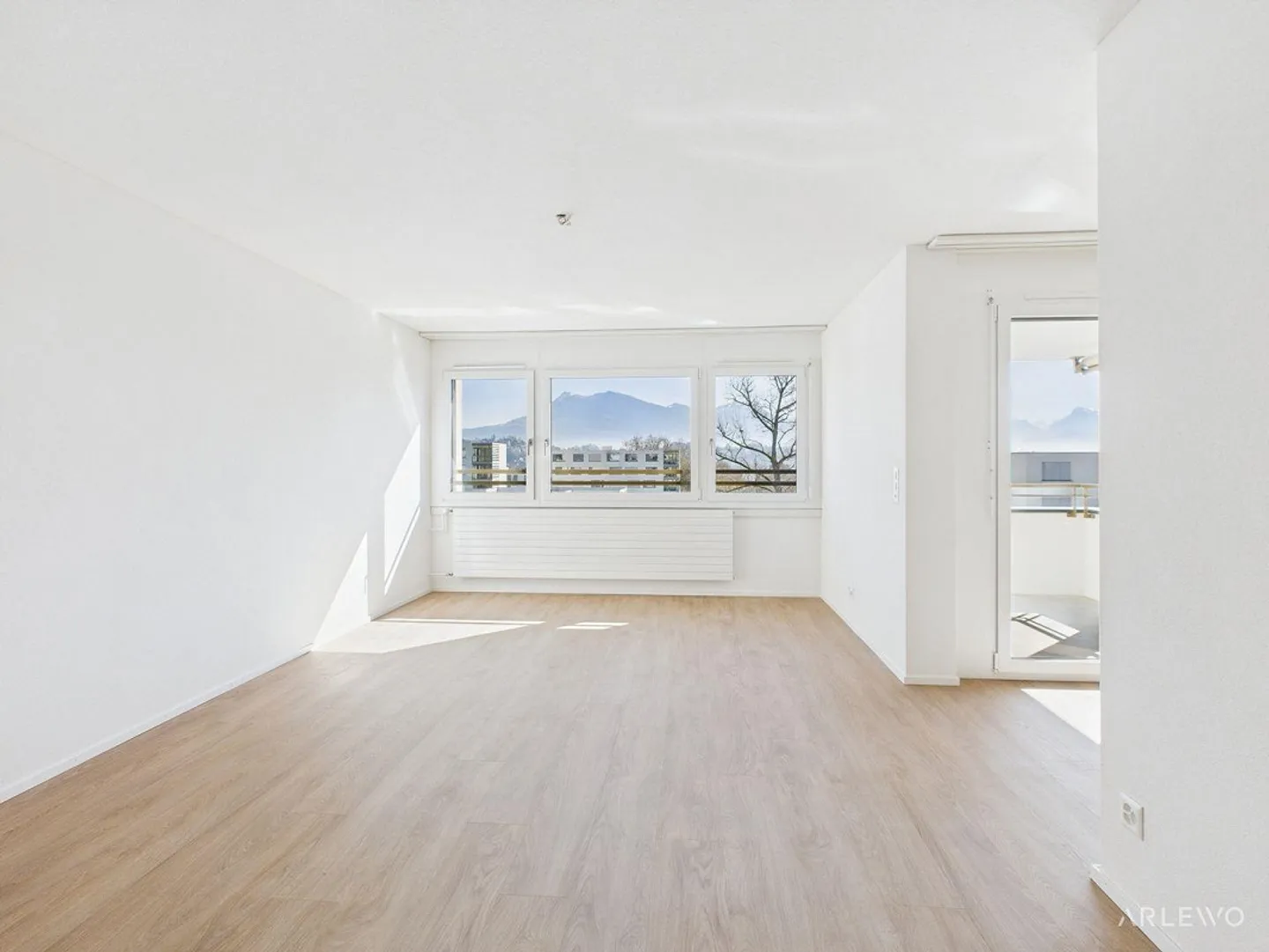 On the top floor with great views - Photo 3 of 16