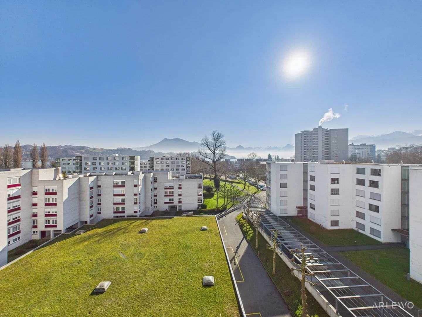 On the top floor with great views - Photo 1 of 16