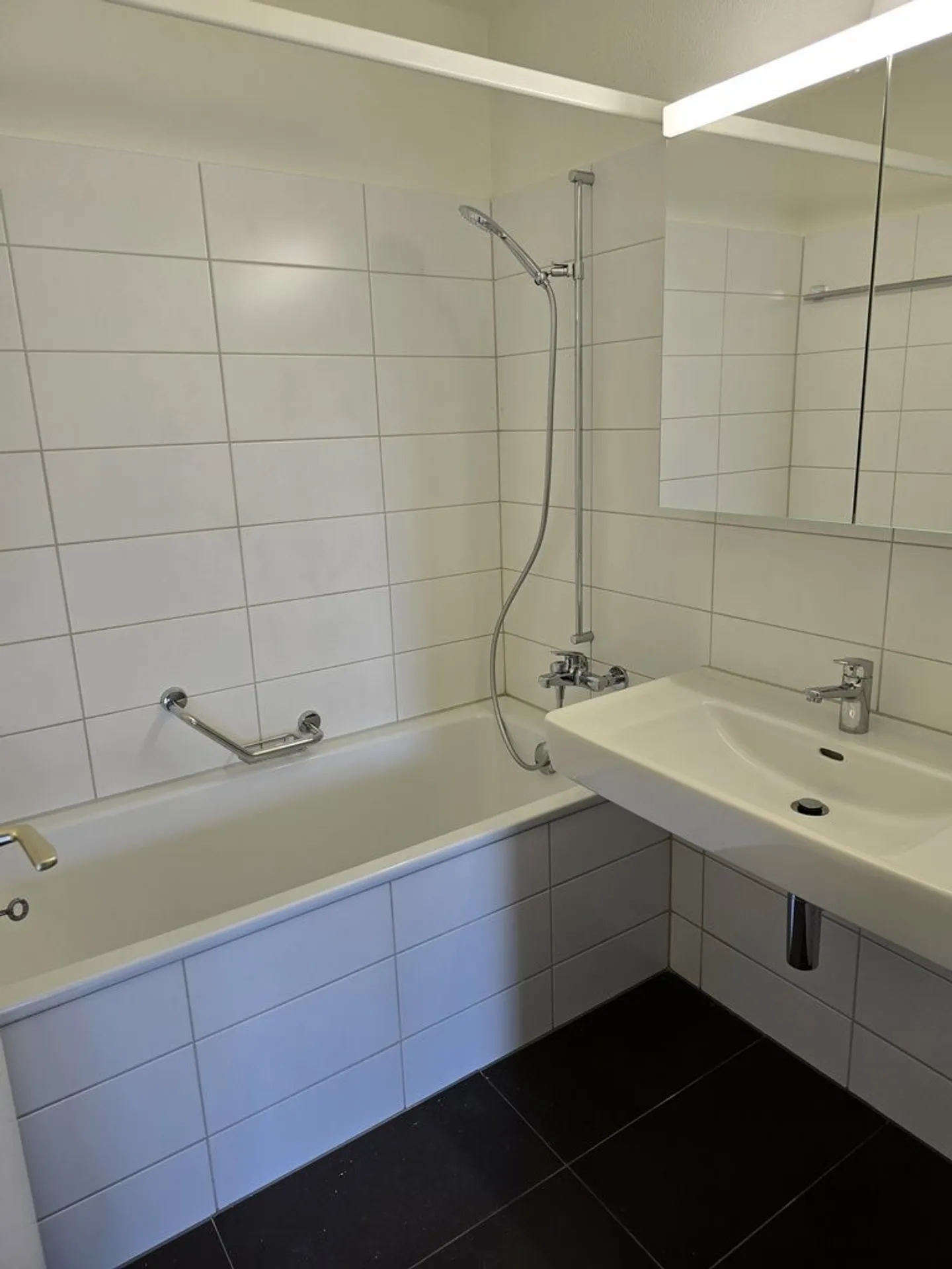 Appartamento 3.5 stanze - Foto 3 di 12