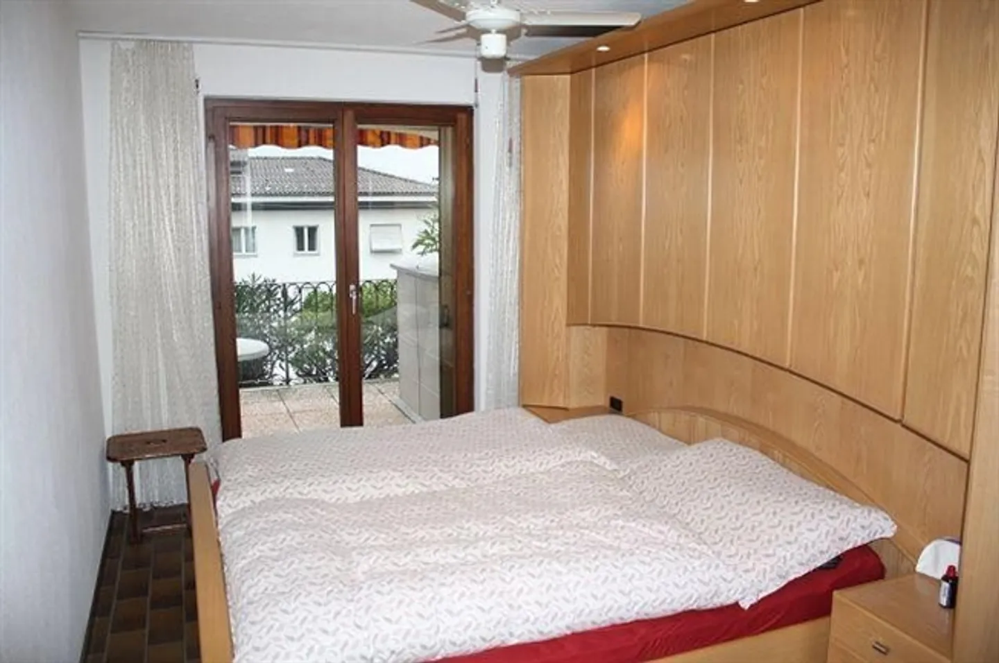 2 1/2-Room Apartment with Terraces and Indoor Pool - Photo 6 of 13