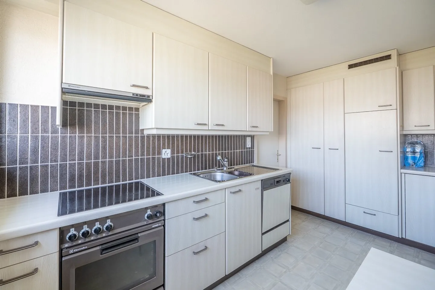 Pace, Comfort, Grande Spazio Circostante - Foto 7 di 11