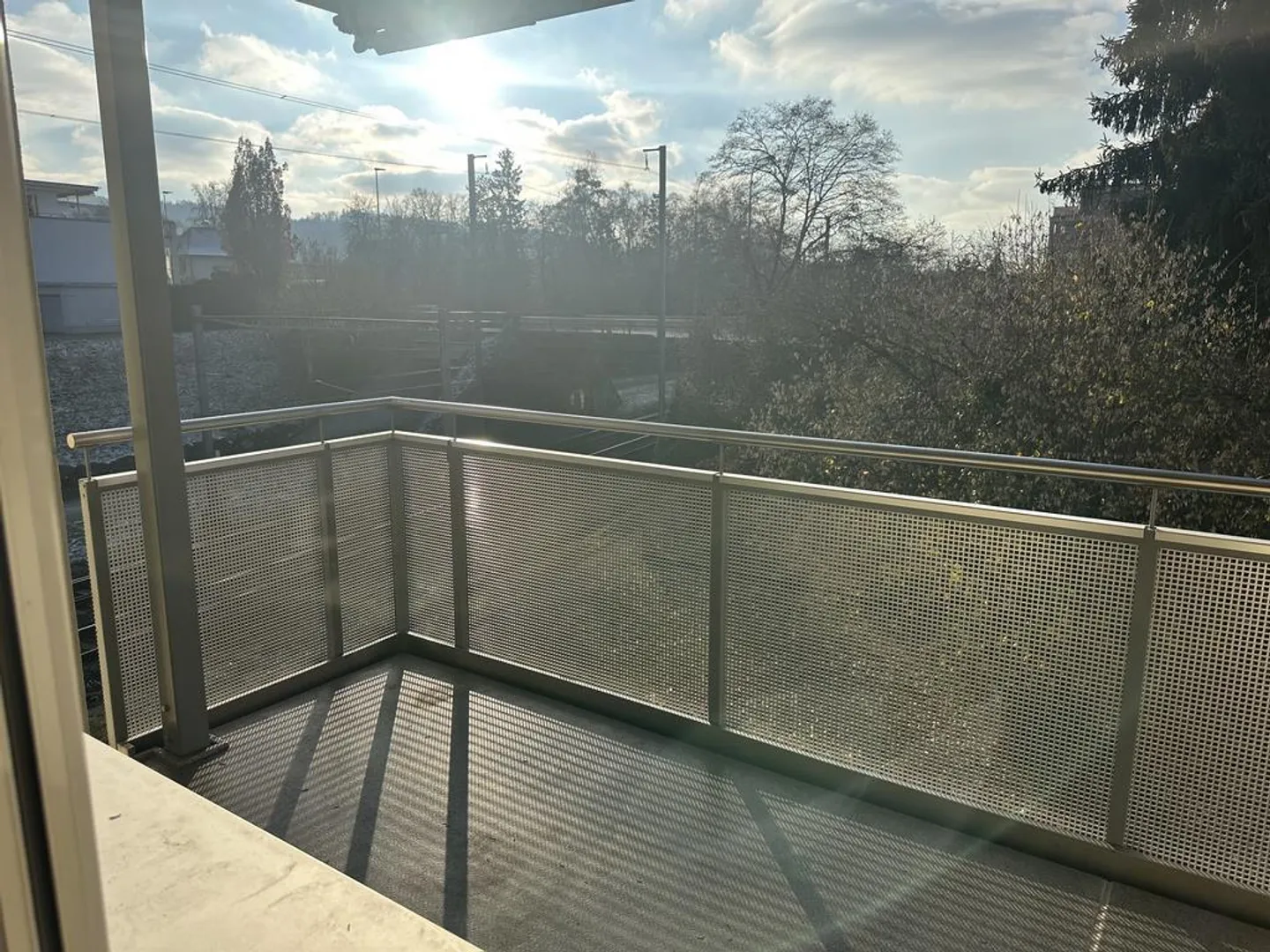 Modern Apartment - Your New Home! - Photo 8 of 9