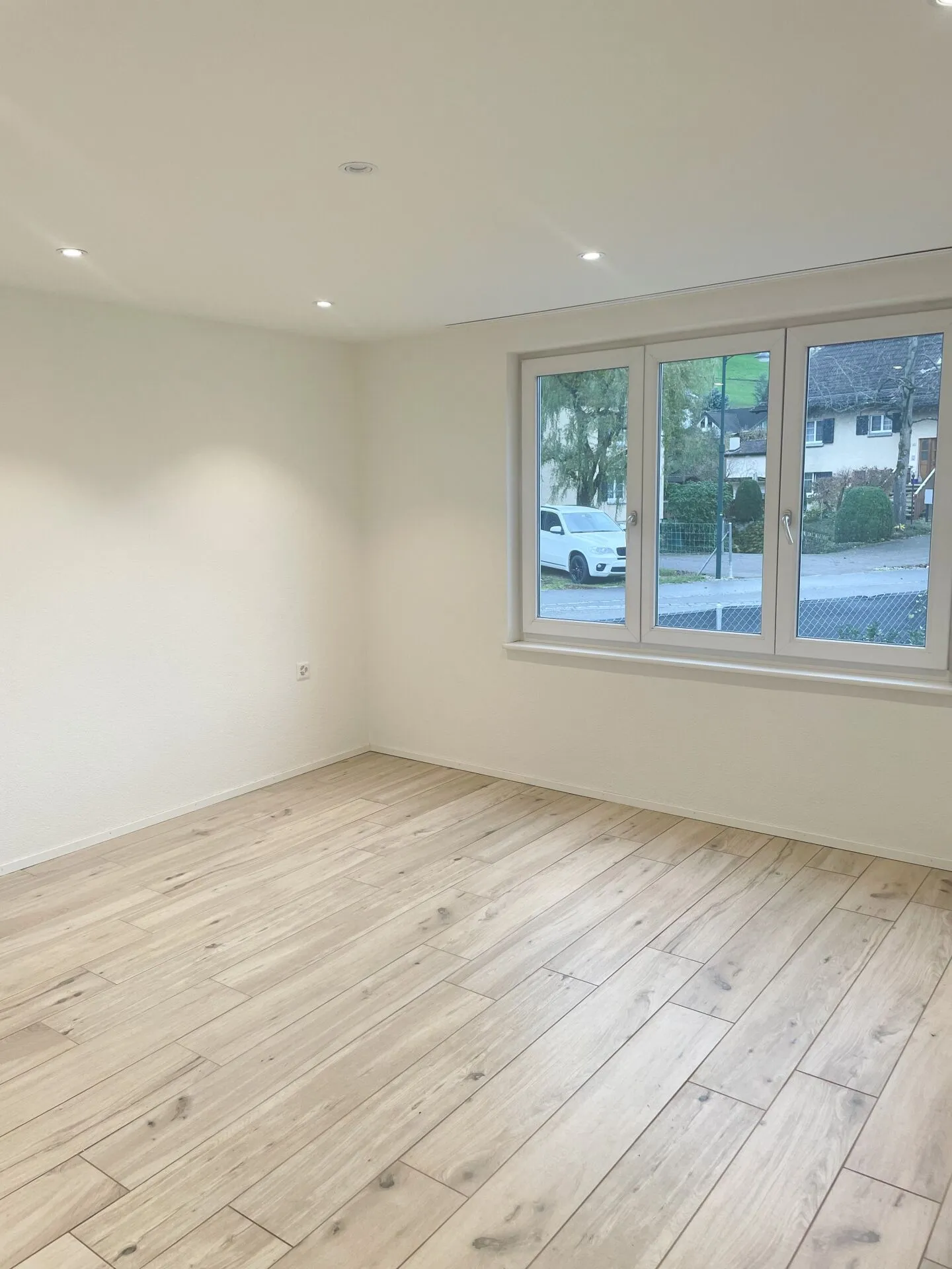 Renovated 3.5 Room Garden Apartment including Parking Space - Photo 10 of 17