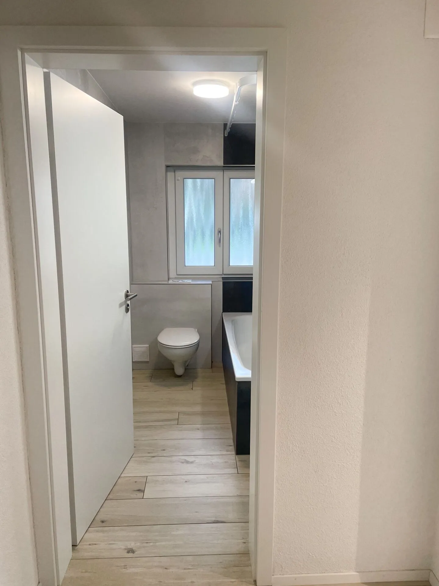 Renovated 3.5 Room Garden Apartment including Parking Space - Photo 17 of 17