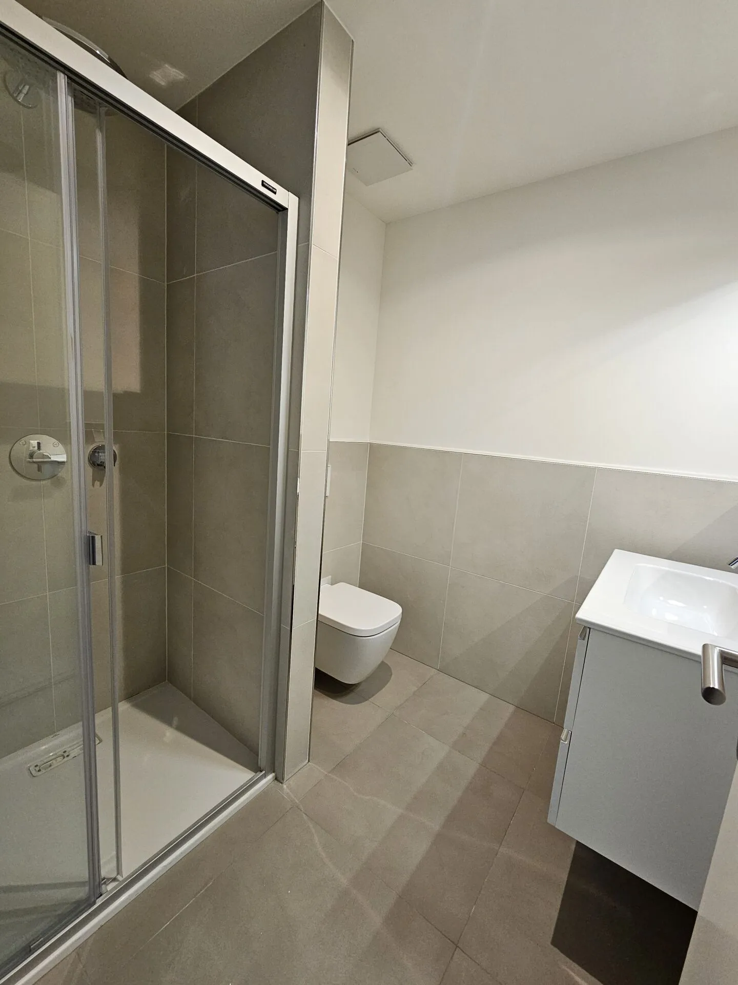 Nouveau 1,5 pièces - Photo 2 sur 2