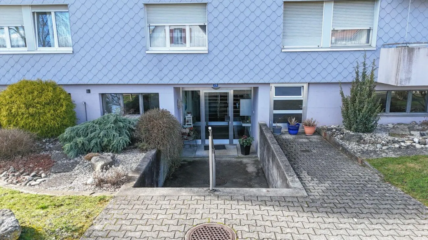 Living on two levels: Attractive maisonette apartment in a popular location - Photo 16 of 21