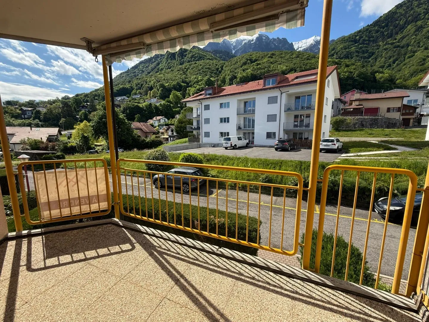 Appartamento 4.5 locali con balcone vista lago (2° piano) - Foto 4 di 11