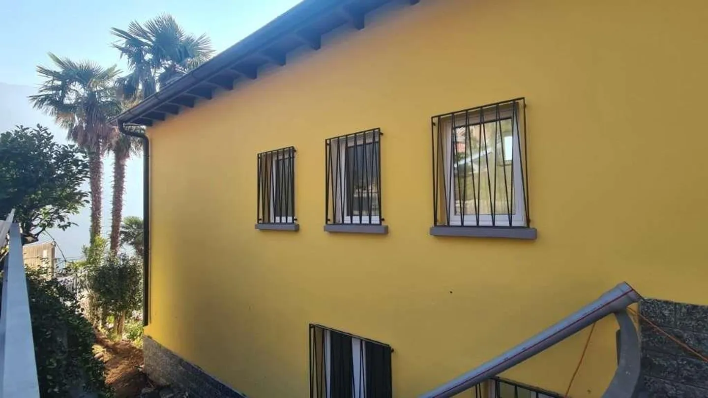 ROVIO: VILLA PANORAMICA RINNOVATA - Foto 3 di 13