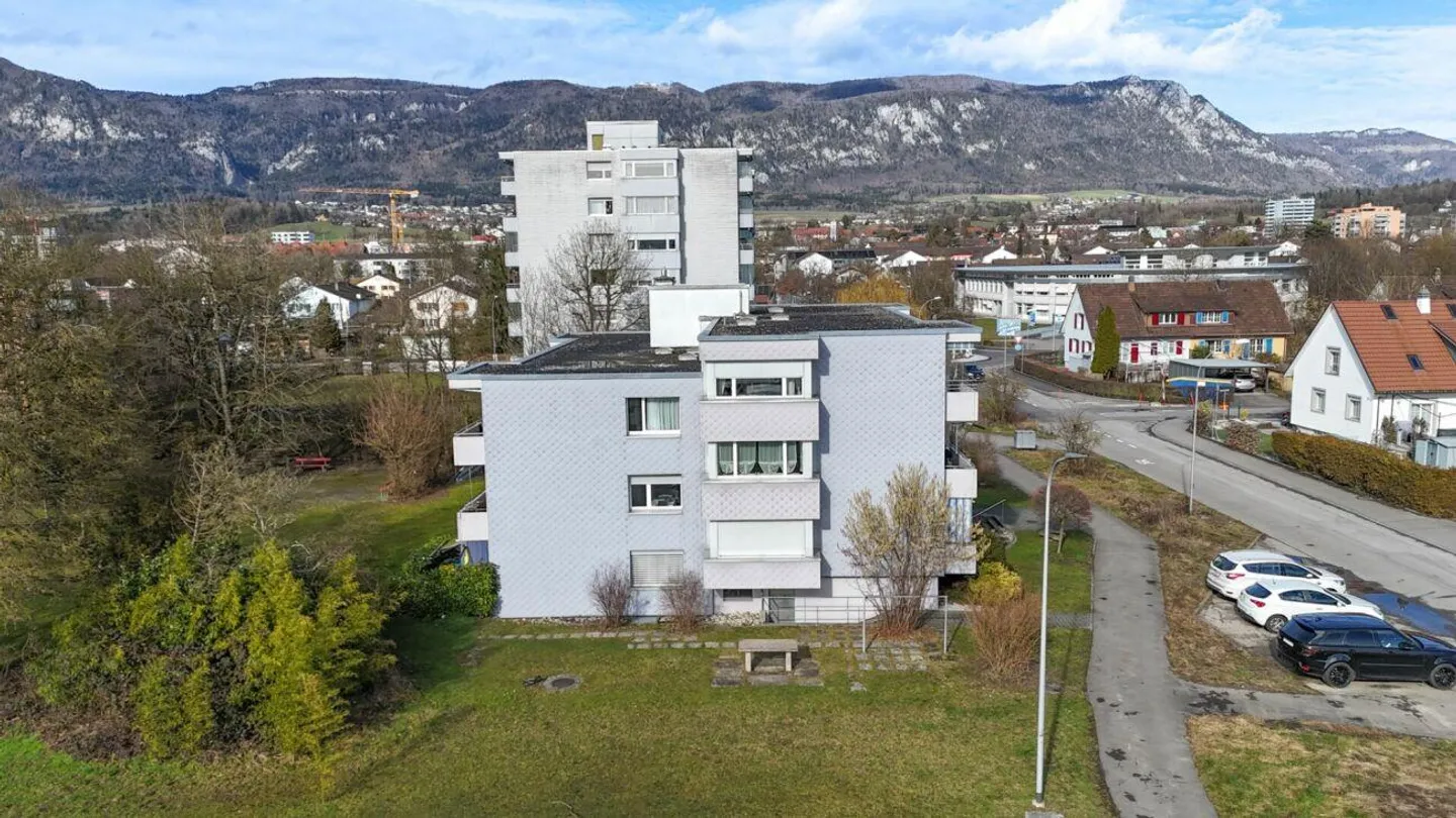 Living on two levels: Attractive maisonette apartment in a popular location - Photo 20 of 21