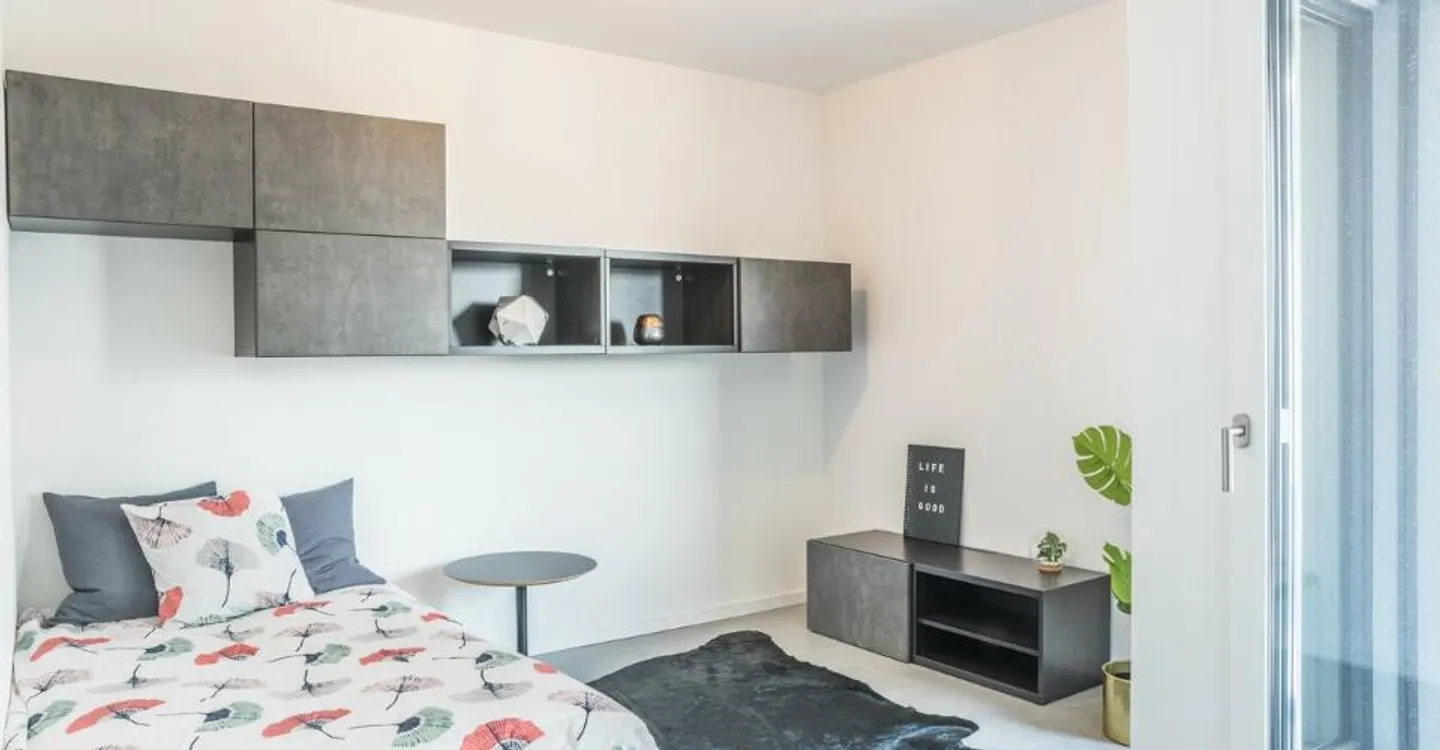 Magnifique studio au 4ème étage - Foto 1 von 6