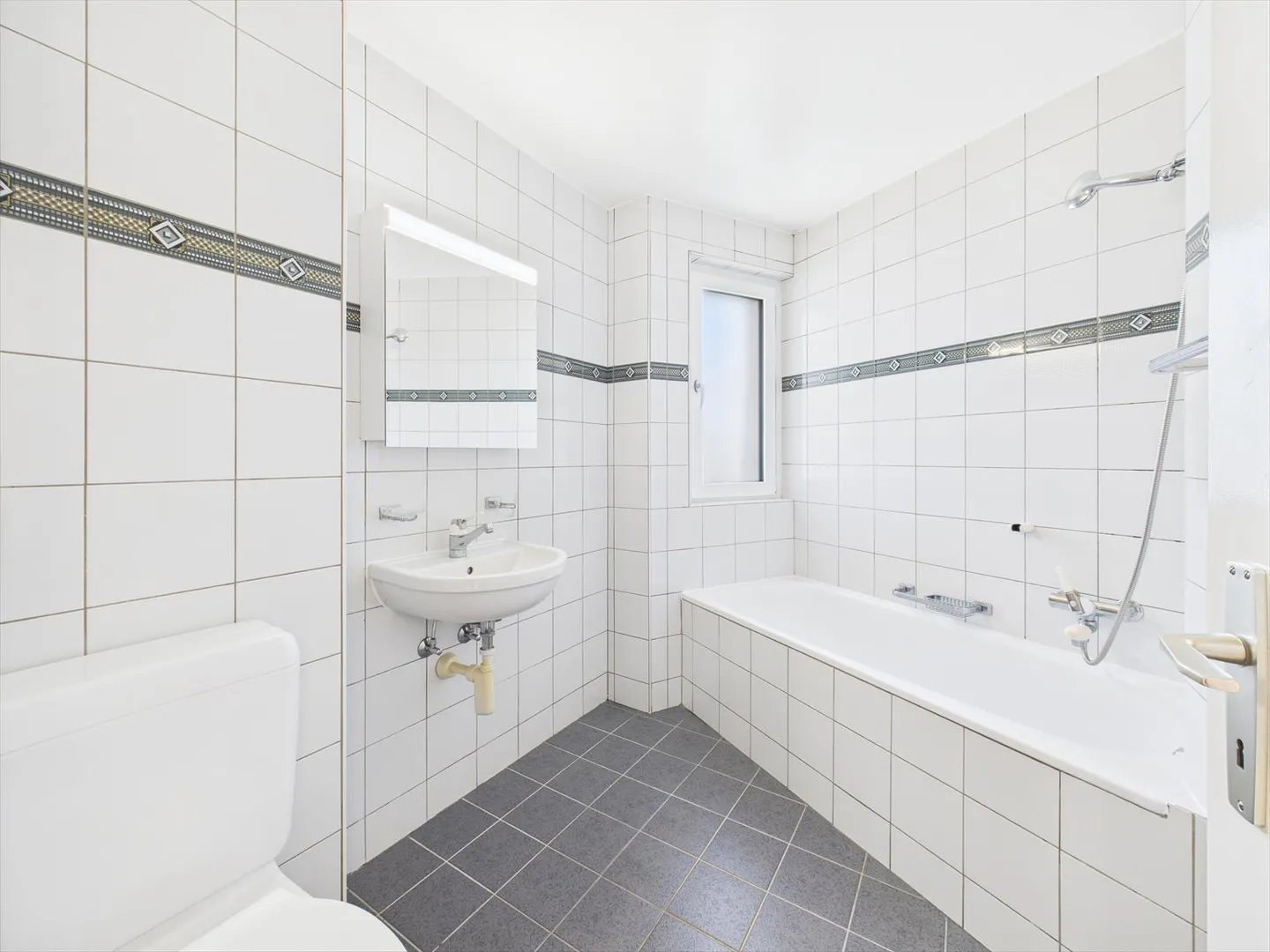 Charming 4.5-room apartment in Epautheyres - Photo 7 of 12
