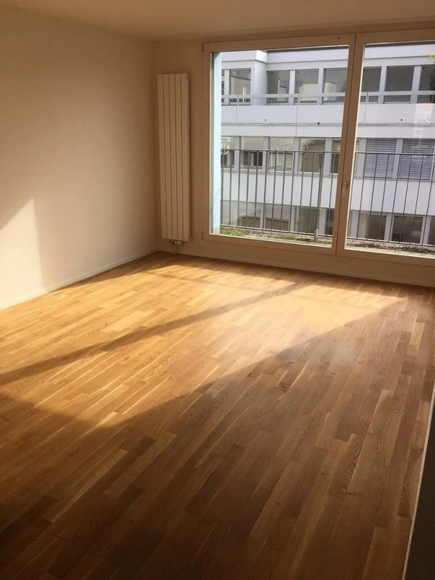 Modern, spacious penthouse apartment near SBB train station - Photo 4 of 9