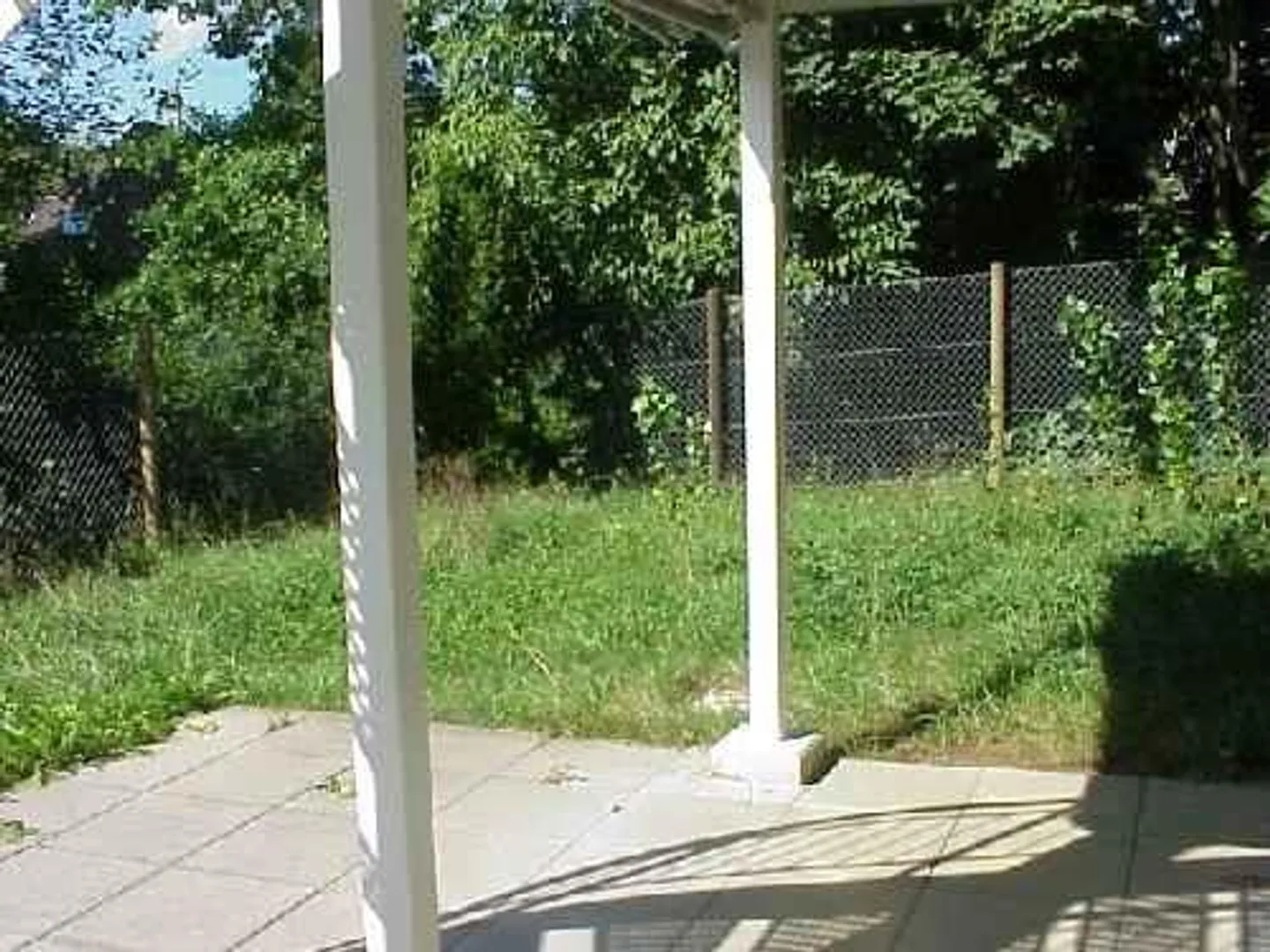Ampio appartamento di 1,5 locali con area giardino - Foto 6 di 7